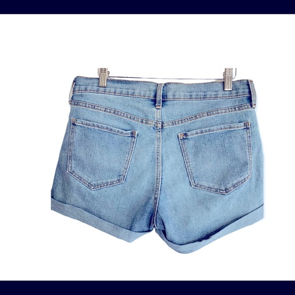 Old Navy Cuff Jean Shorts Sz 8 - Picture 3 of 6